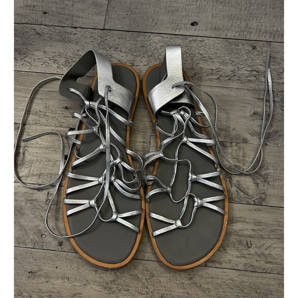Vince Women's 10 Palmera Silver Gladiator Flat Sandals Lace Ankle